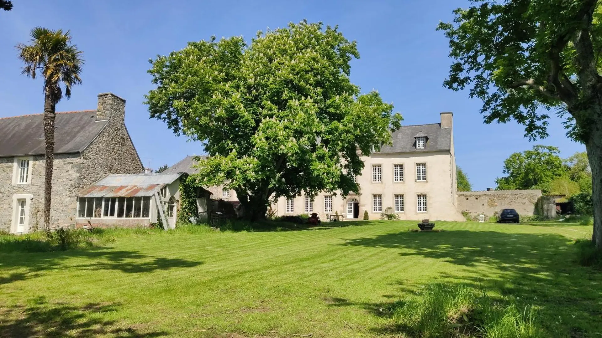 Maison d'hôtes Gites Du Manoir De Kergoniou Saint Joseph Paimpol