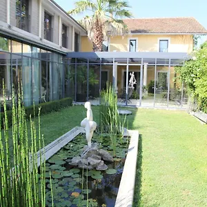 logis-hotel-villa-cahuzac.midi-pyreneeshotels.com/